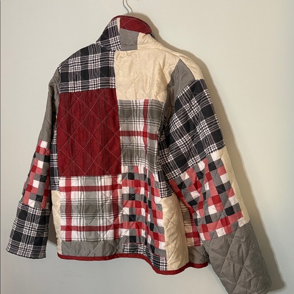 Plaid Patchwork Quilted Jacket - Picture 9 of 10